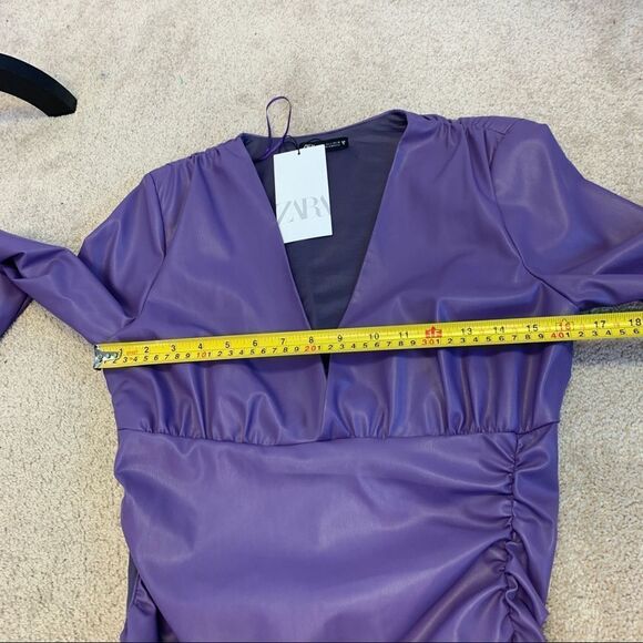 Zara purple faux leather long sleeve V-neck ruched mini dress Sz L NWT - Picture 11 of 14